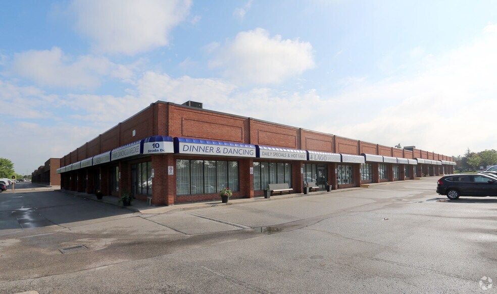 10 Strada Dr, Vaughan, ON à louer - Photo principale – Image 1 sur 2