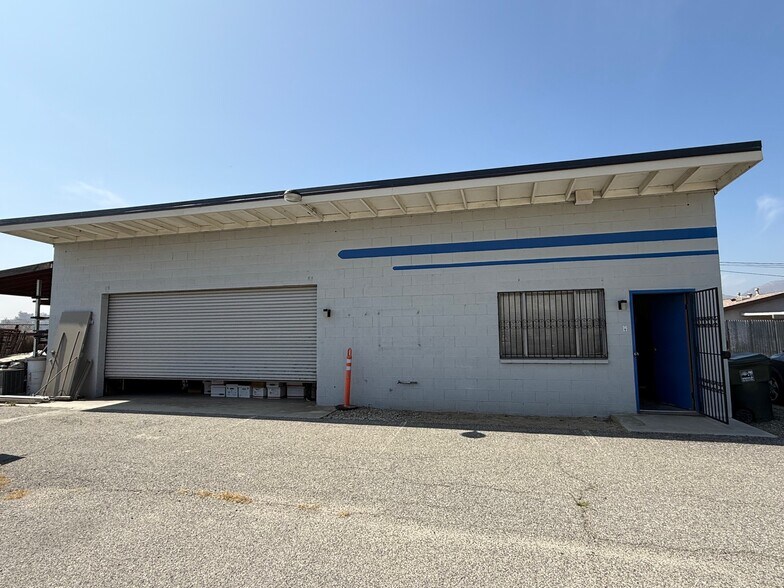 2271 S Artesia St, San Bernardino, CA à vendre - Photo de l’immeuble – Image 2 sur 5