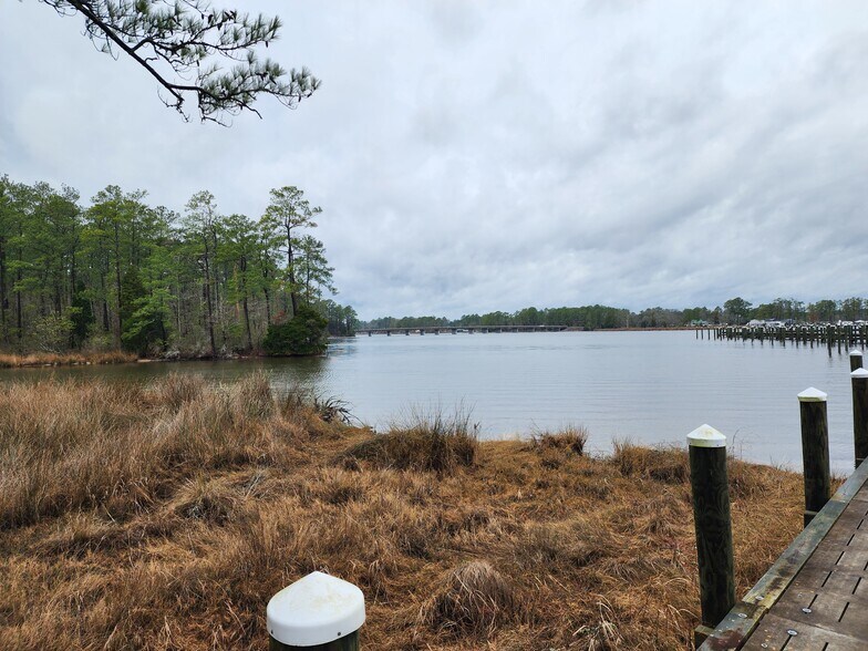 577 Hoff Rd, Belhaven, NC à vendre - Photo de l’immeuble – Image 2 sur 114