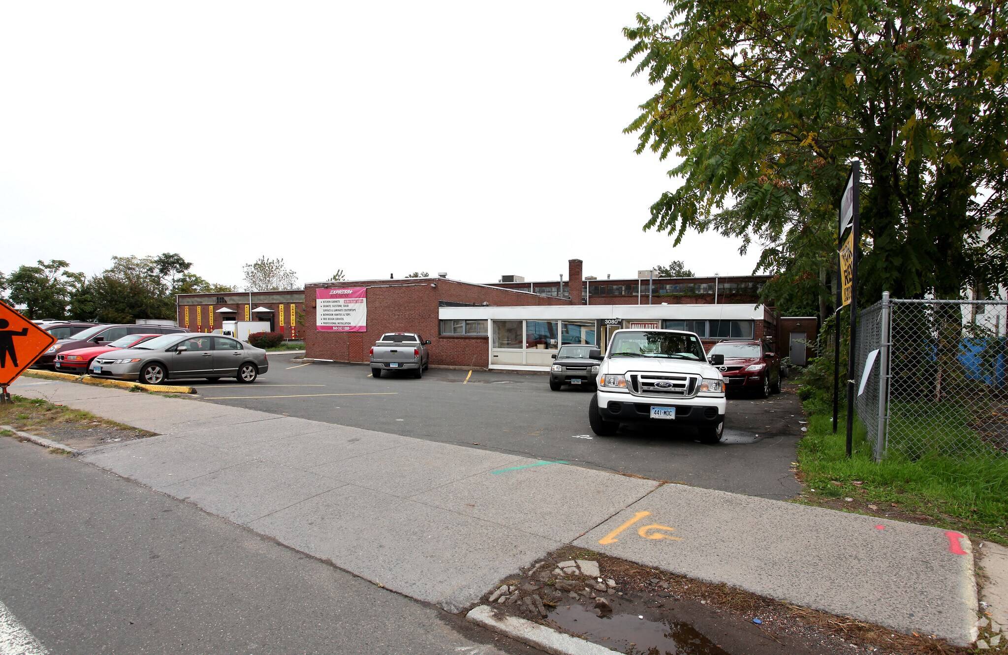 3080 Main St, Hartford, CT à louer Photo principale– Image 1 sur 8