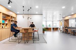 Espace de coworking dans Puteaux à louer - Photo de l’immeuble – Image 3 sur 8