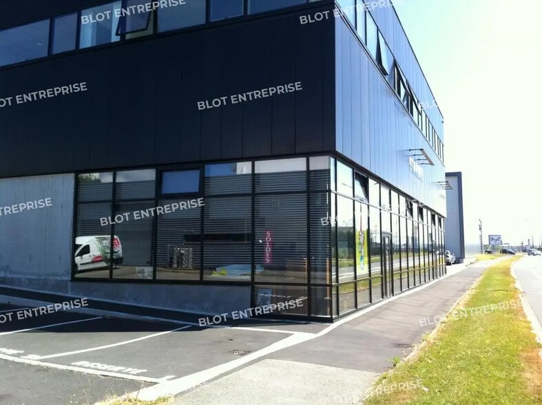 Local commercial dans Brest à louer - Photo de l’immeuble – Image 3 sur 9