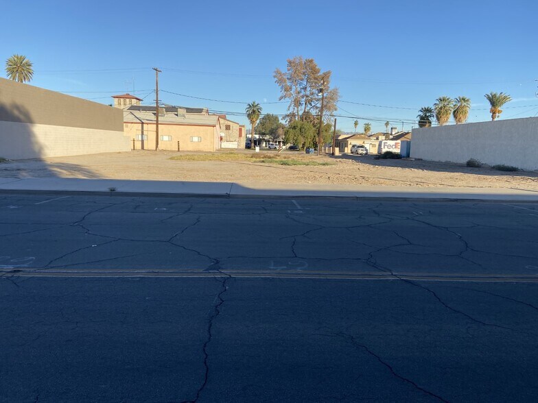 N Spring St, Blythe, CA à vendre - Photo principale – Image 1 sur 4
