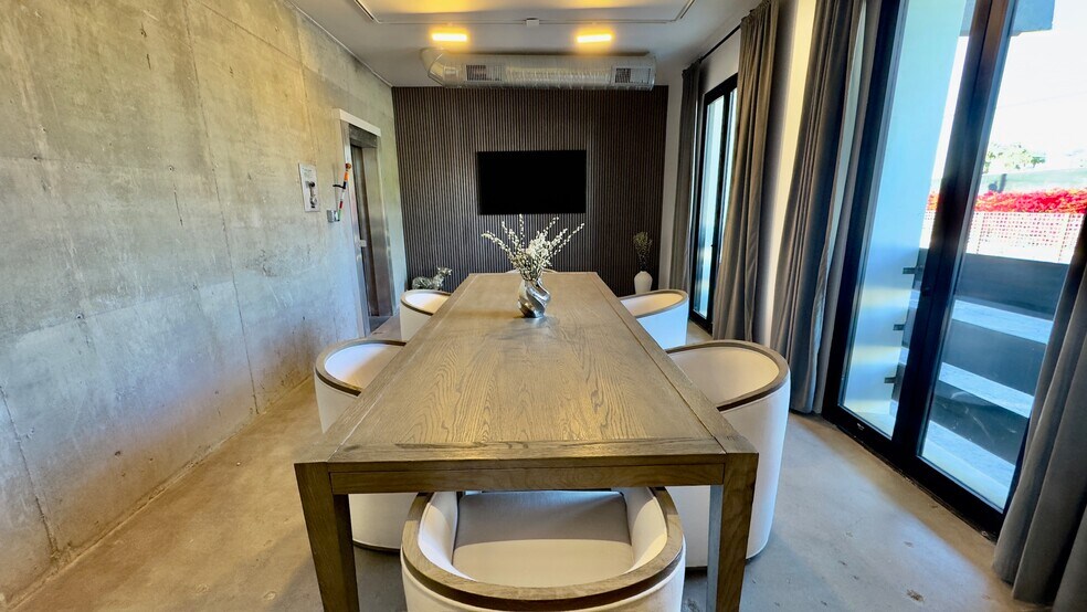 5628 E Thomas Rd, Phoenix, AZ à louer - Photo intérieure – Image 3 sur 12