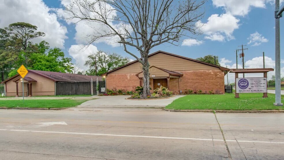 11411 Homestead Rd, Houston, TX à vendre - Vidéo sur l’annonce professionnelle – Image 2 sur 36