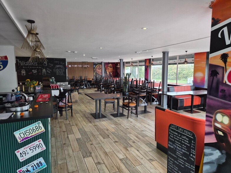 London Rd, Hurst Green à louer - Photo de l’immeuble – Image 2 sur 12