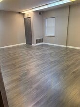 3145-3159 Fee Fee Rd, Bridgeton, MO à louer Photo intérieure– Image 2 sur 3