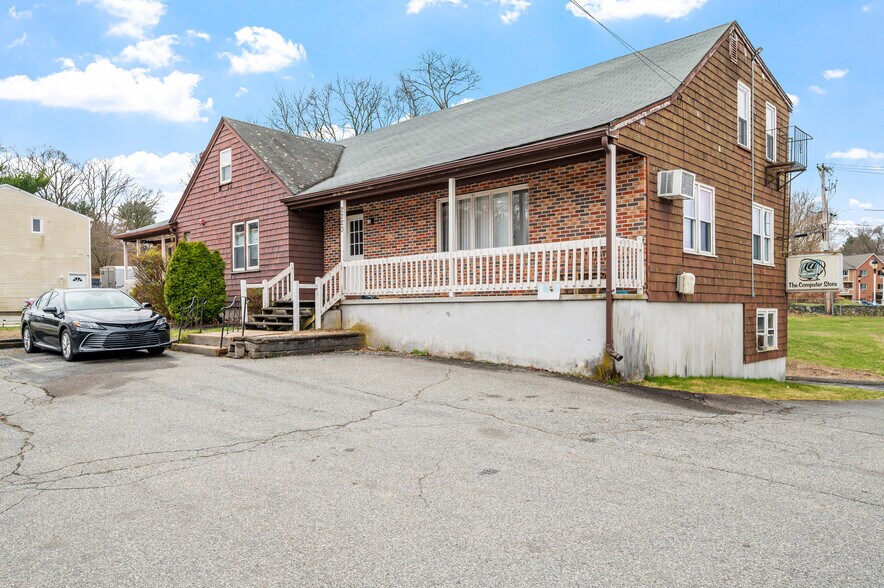 Diamond Hill Portfolio portefeuille de 2 biens à vendre sur LoopNet.fr - Photo principale – Image 1 sur 3