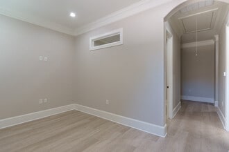 12406 Spring Cypress Rd, Tomball, TX à louer Photo intérieure– Image 2 sur 18