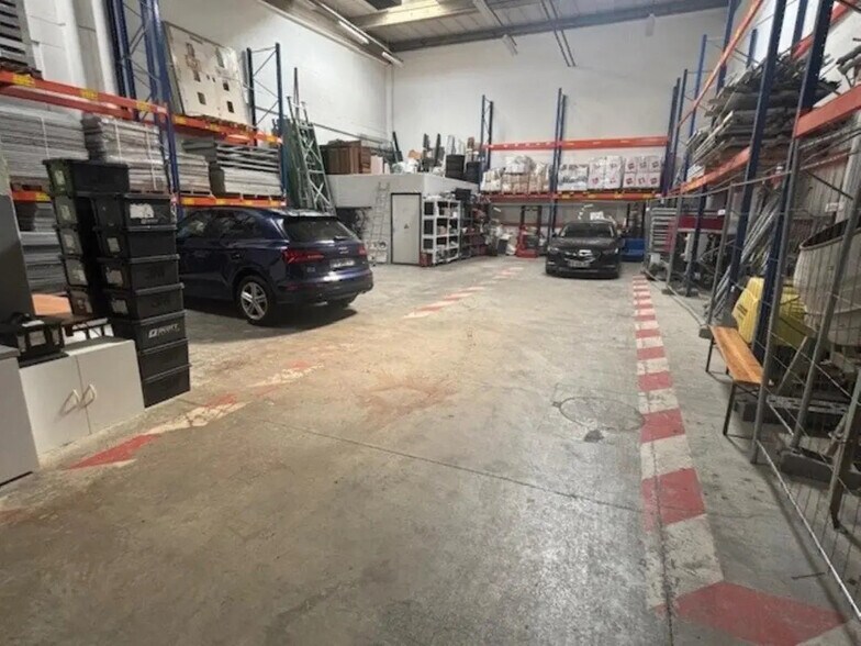 Bureau dans Lisses à louer - Photo de l’immeuble – Image 2 sur 7