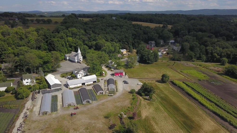 73 Little York Rd, Warwick, NY à vendre - Photo principale – Image 3 sur 76