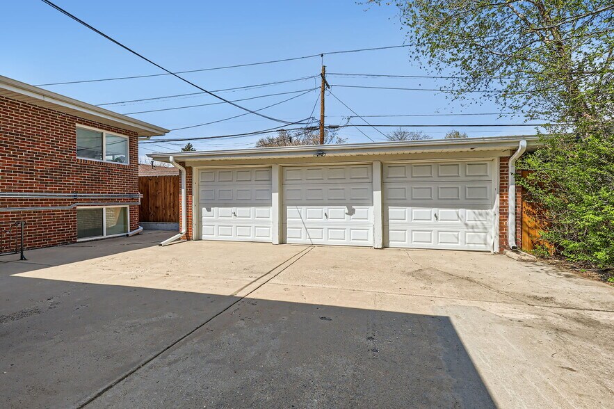 1311-1317 Jasmine St, Denver, CO à vendre - Photo de l’immeuble – Image 2 sur 28