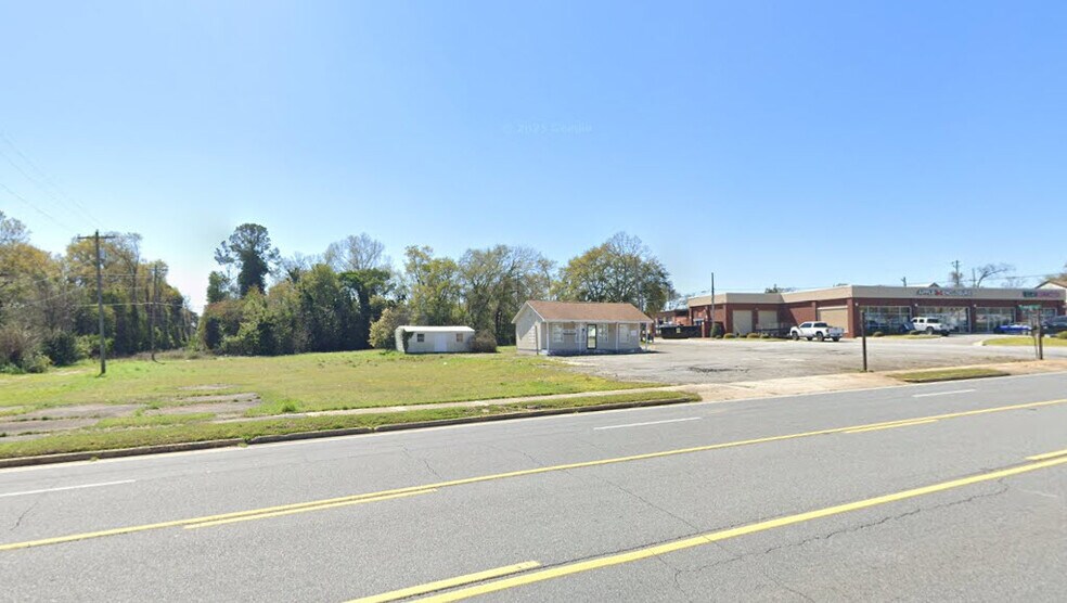 213 Watson Blvd, Warner Robins, GA à vendre - Photo principale – Image 1 sur 3