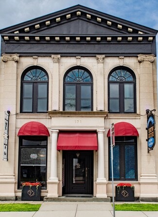 Plus de détails pour 171 Main St, Hudson Falls, NY - Local commercial à vendre