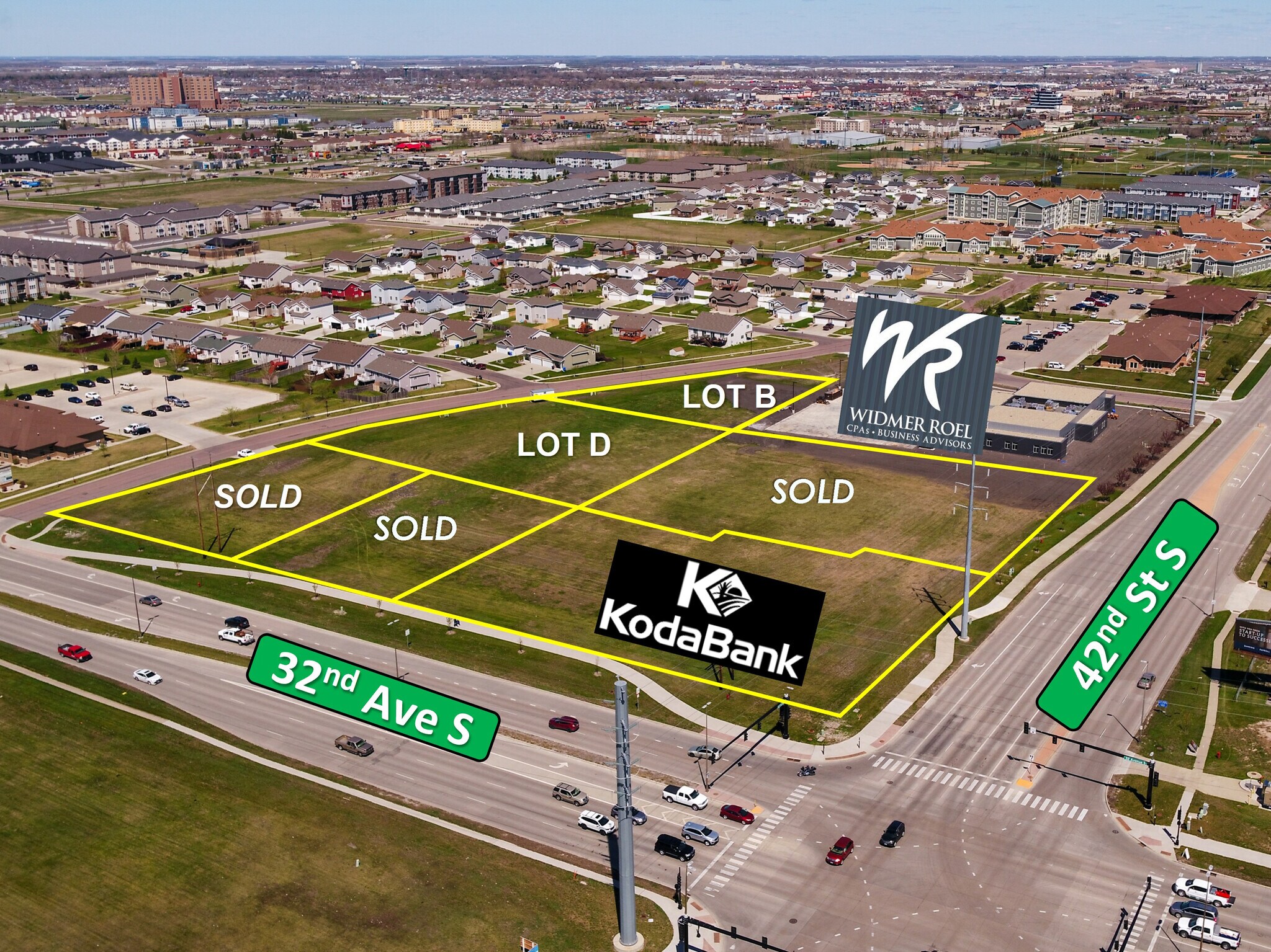 4220 31st Ave S, Fargo, ND à vendre Photo principale– Image 1 sur 2