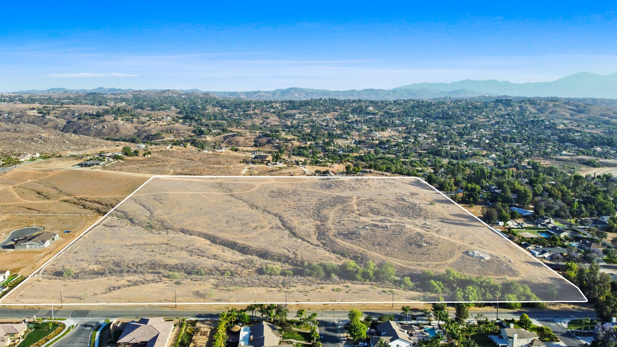 0 Bradley St, Riverside, CA à vendre Aérien– Image 1 sur 5