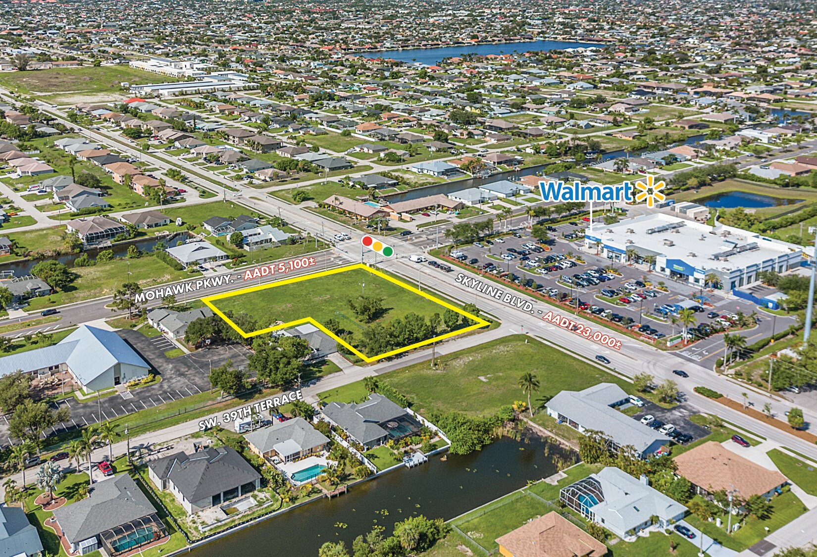 701 Mohawk Pkwy, Cape Coral, FL à vendre Aérien– Image 1 sur 5