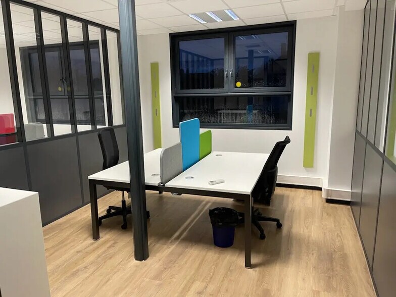 15 Rue Du Roussillon, Brétigny-sur-Orge à louer - Photo de l’immeuble – Image 2 sur 2