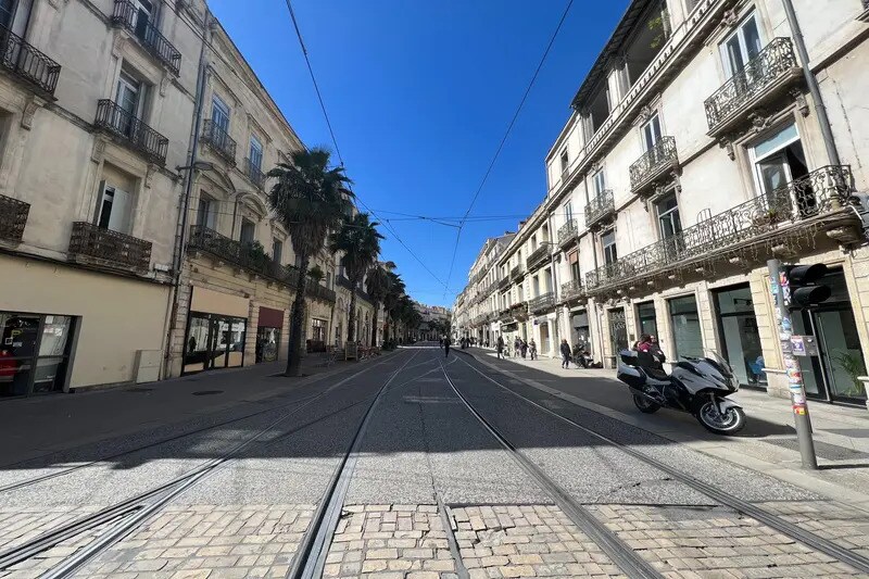 Local commercial dans Montpellier à louer - Photo de l’immeuble – Image 2 sur 5