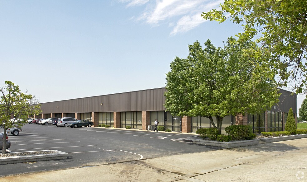 18118 Chesterfield Airport Rd, Chesterfield, MO à louer - Photo de l’immeuble – Image 3 sur 5