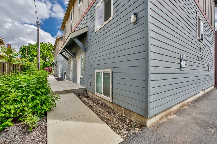 820 E Nora Ave, Spokane, WA à vendre - Photo de l’immeuble – Image 3 sur 15