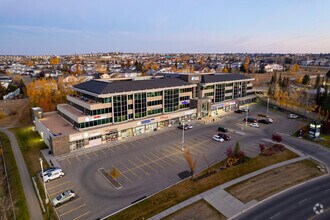 600 Crowfoot Cres NW, Calgary, AB - VUE AÉRIENNE  vue de carte