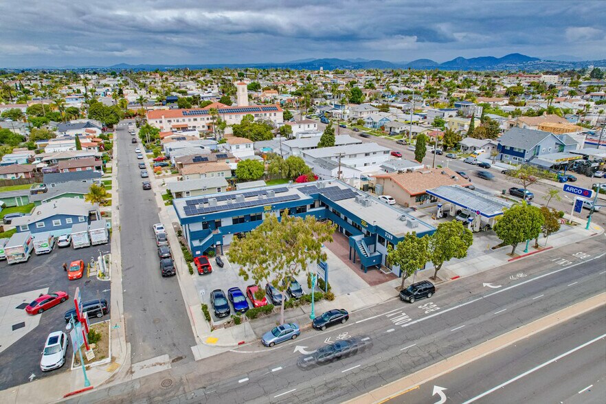 3288 El Cajon Blvd, San Diego, CA à louer - Photo principale – Image 1 sur 14