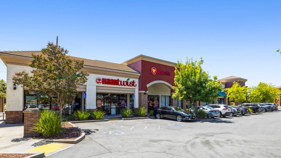 3501 Del Paso Rd, Sacramento, CA à vendre - Photo principale – Image 1 sur 7
