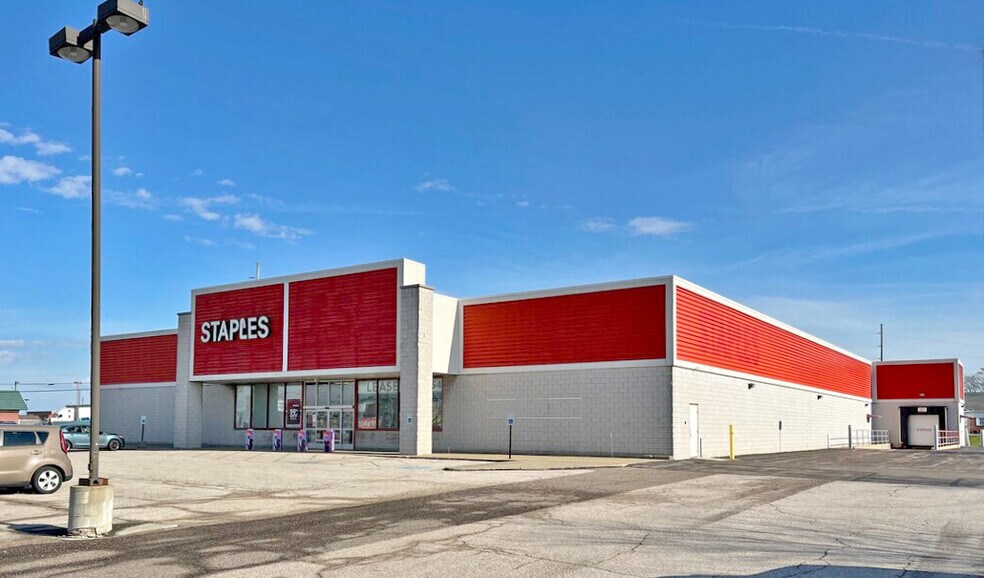 9374 State Route 14, Streetsboro, OH à louer - Photo de l’immeuble – Image 2 sur 8