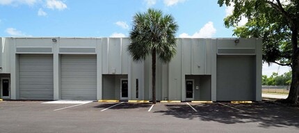 3700-3798 NW 16th St, Lauderhill, FL à louer Photo de l’immeuble– Image 1 sur 2