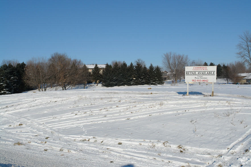 4080 Tower St, Saint Bonifacius, MN à louer - Photo de l’immeuble – Image 2 sur 22