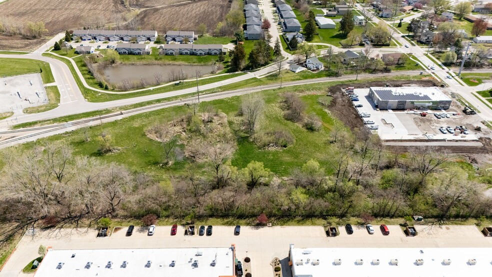 400 W Penn St, North Liberty, IA à vendre - Aérien – Image 2 sur 6