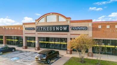 7520-7640 NE Loop 820, North Richland Hills, TX à louer Photo intérieure– Image 1 sur 2