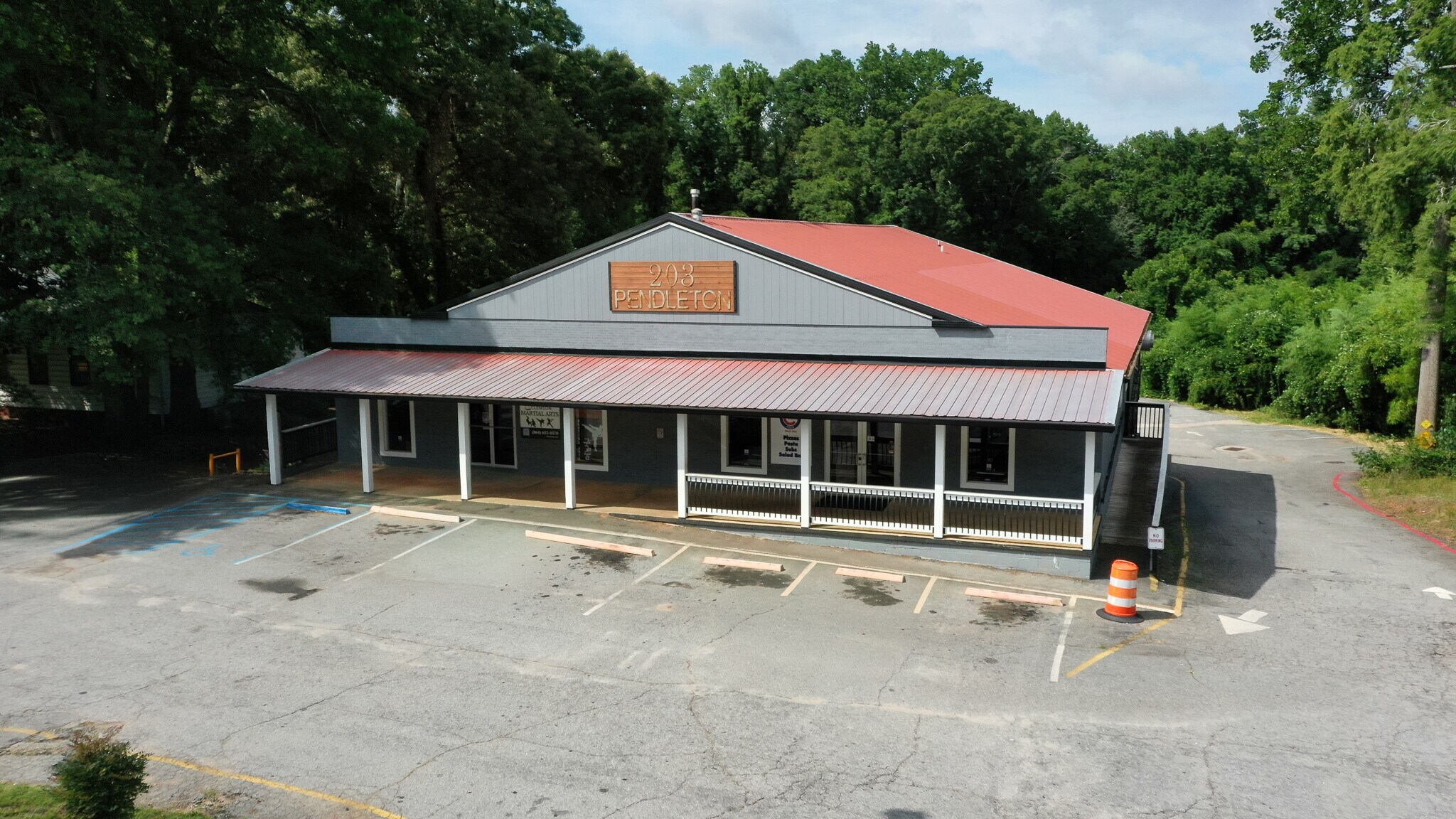 203 Pendleton Rd, Clemson, SC à vendre Photo de l’immeuble– Image 1 sur 12