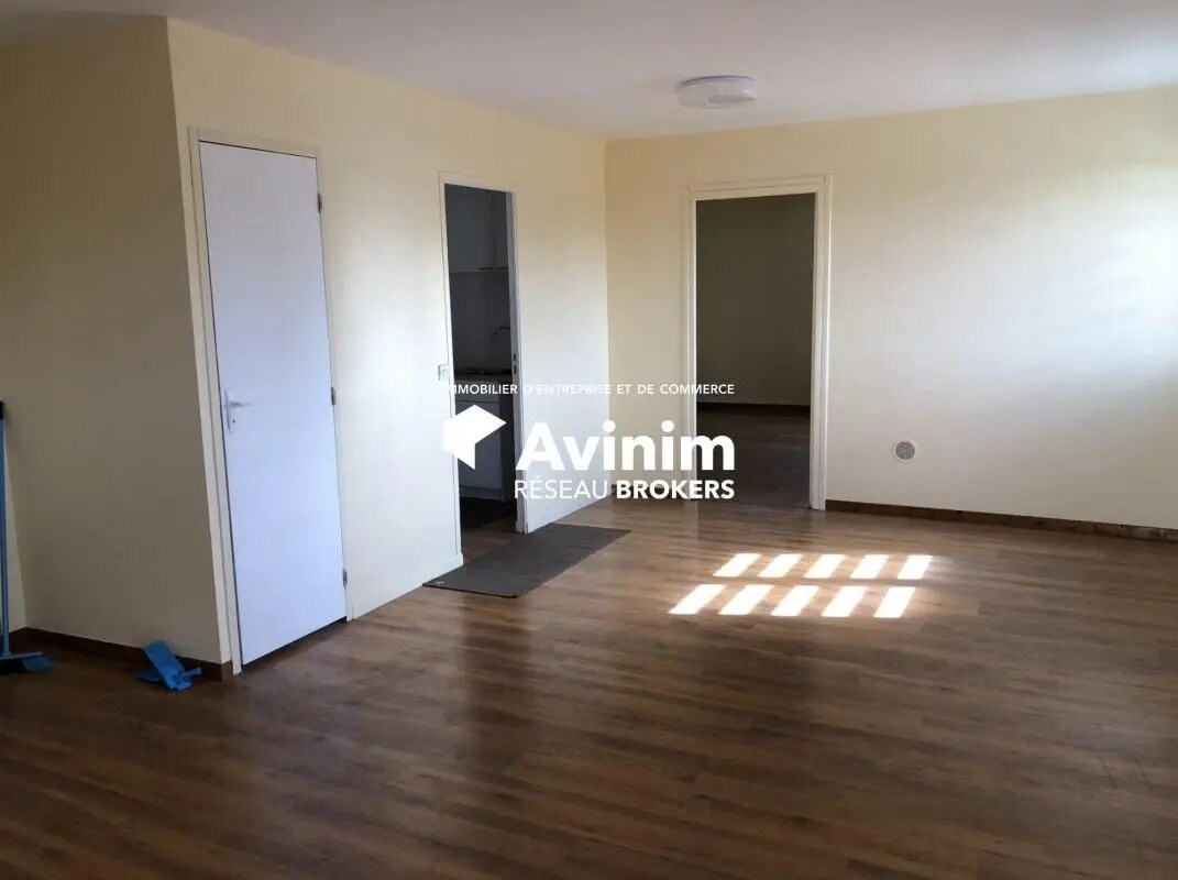 Local d’activités dans Saint-Witz à louer Photo intérieure– Image 1 sur 21