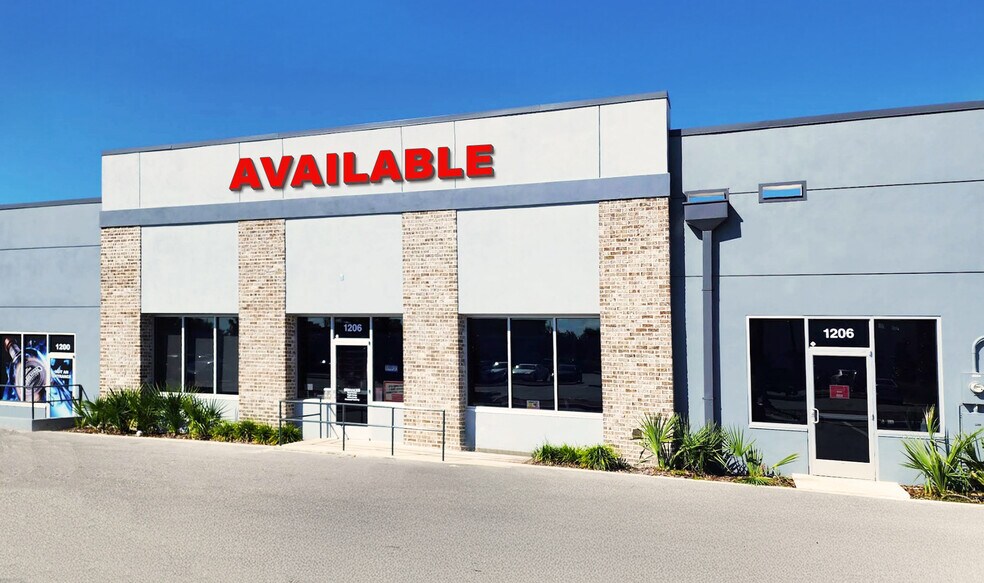 441 E Mitchell Hammock Rd, Oviedo, FL à louer - Photo de l’immeuble – Image 1 sur 3