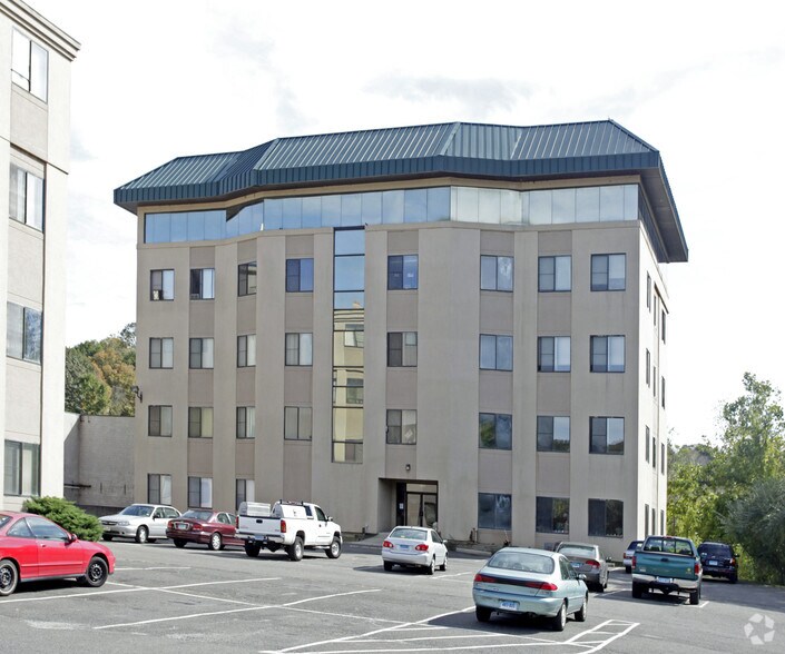 25-41 DeForest St, Seymour, CT à vendre - Photo principale – Image 1 sur 9