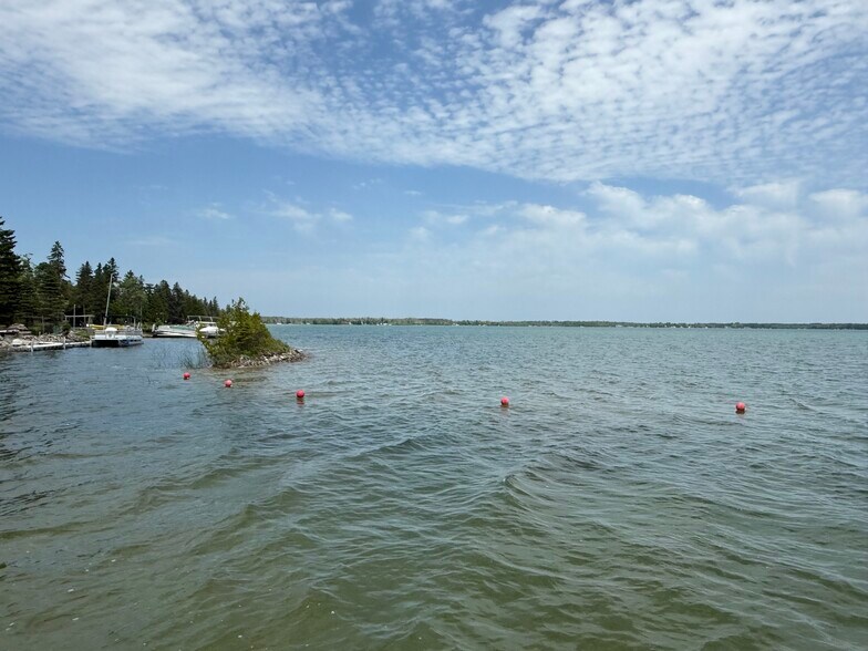 15279 US 23 S, Presque Isle, MI à vendre - Photo de l’immeuble – Image 3 sur 39
