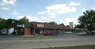 Plus de détails pour 1100 N State St, Belvidere, IL - Bureau/Local commercial, Local commercial à louer