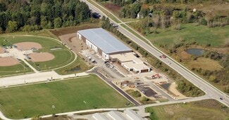 Plus de détails pour 8611 State Road 60, Cedarburg, WI - Bureau/Local commercial à louer