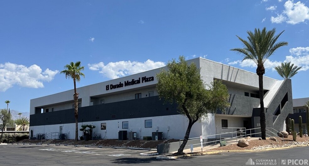 1500 N Wilmot Rd, Tucson, AZ à louer - Photo principale – Image 1 sur 1
