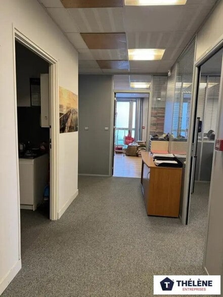 Bureau dans Castelnau-le-Lez à louer - Photo de l’immeuble – Image 3 sur 12