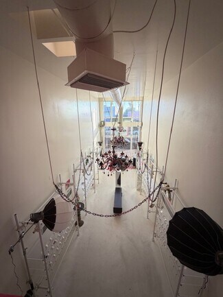 Plus de détails pour 7611-7615 Melrose Ave, Los Angeles, CA - Local commercial à louer