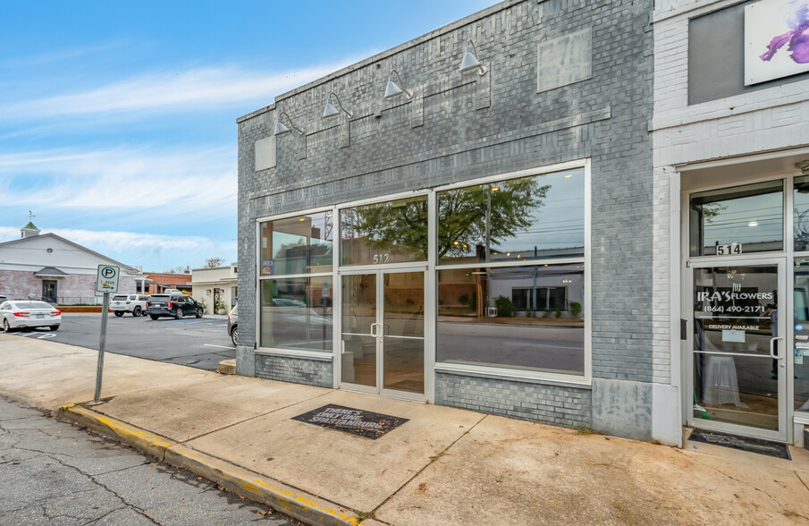 512 E Main St, Spartanburg, SC à louer - Photo de l’immeuble – Image 1 sur 13