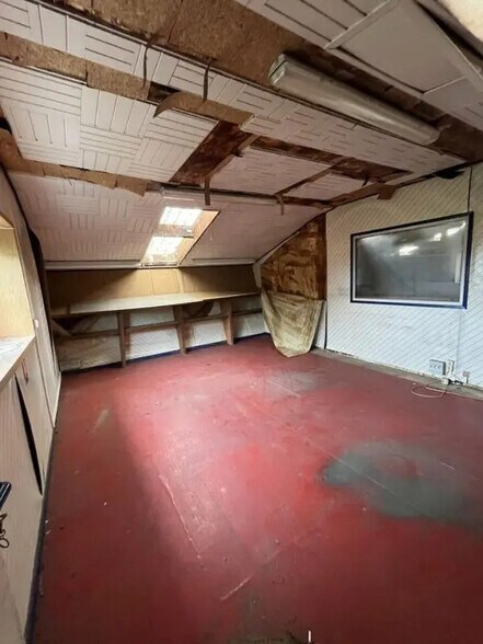 Industriel/Logistique dans VILLENEUVE-D'ASCQ à louer - Photo de l’immeuble – Image 3 sur 4