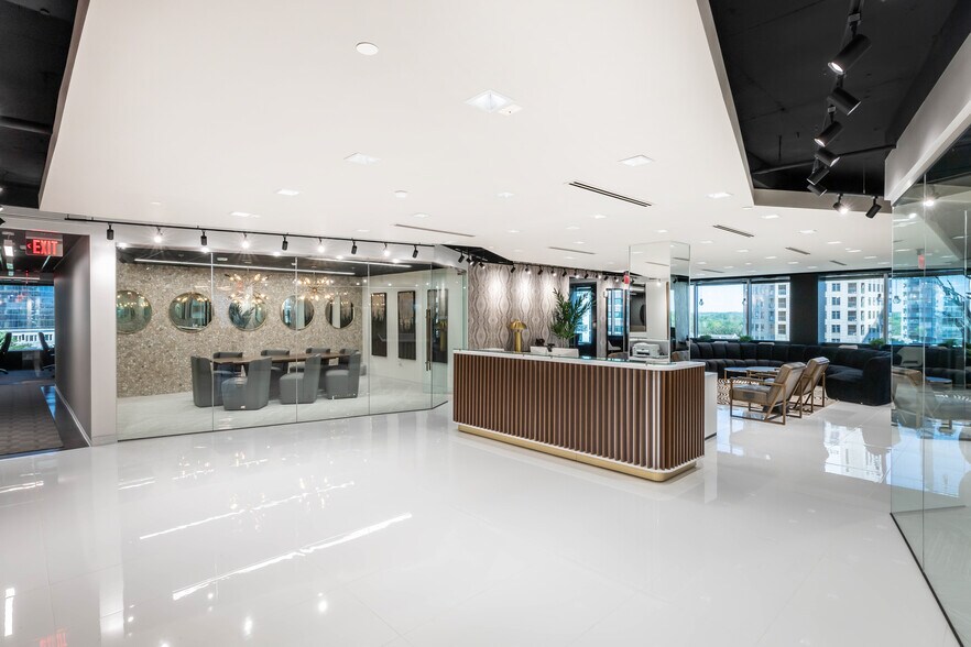 3379 Peachtree Rd NE, Atlanta, GA à louer - Photo intérieure – Image 3 sur 52