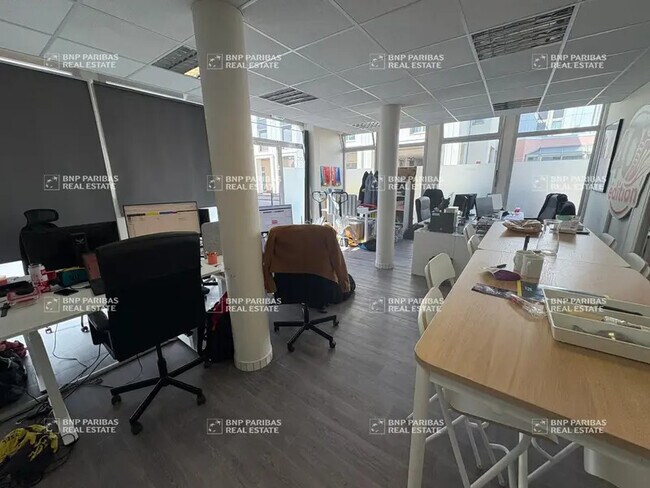Plus de détails pour Bureau à vendre