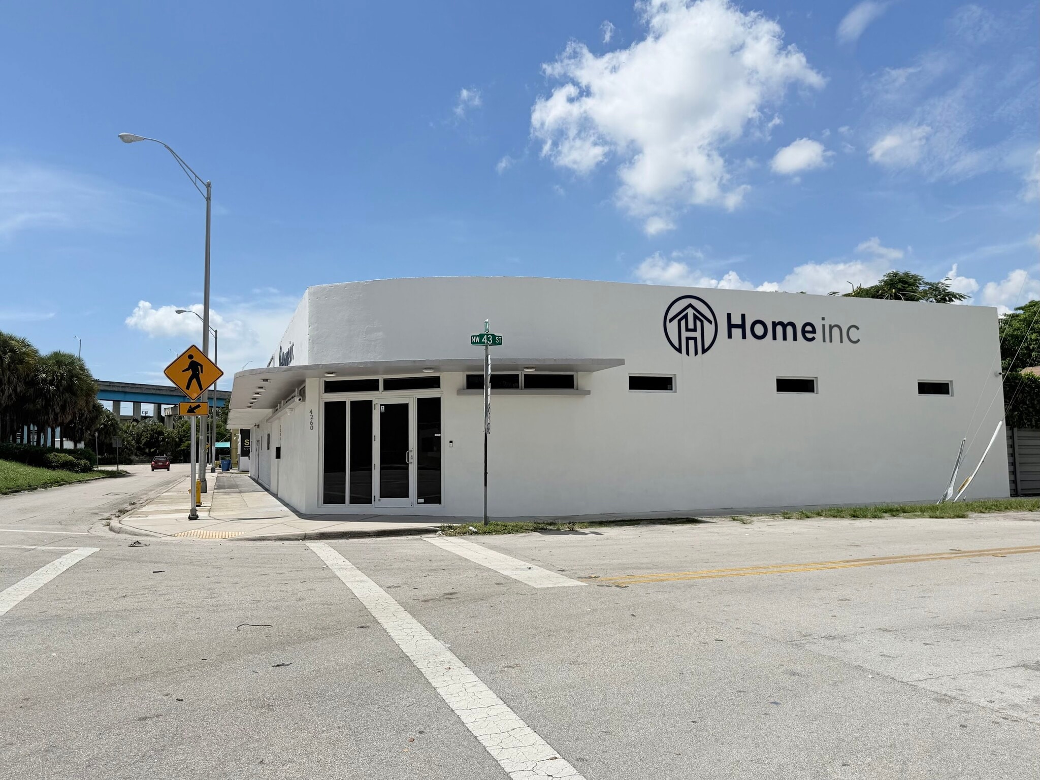 4256 NW 7th Ave, Miami, FL à vendre Photo intérieure– Image 1 sur 17
