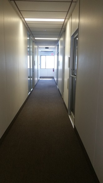 50 Brentwood Blvd, Strathcona County, AB à louer - Photo intérieure – Image 2 sur 8