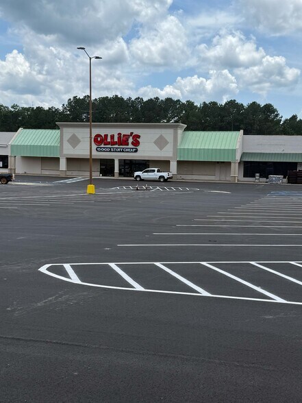 600 Westgate Plz, Andalusia, AL à louer - Photo de l’immeuble – Image 2 sur 6